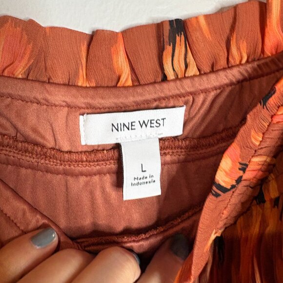 NWT Nine West patterned pleated tank top - Picture 4 of 4